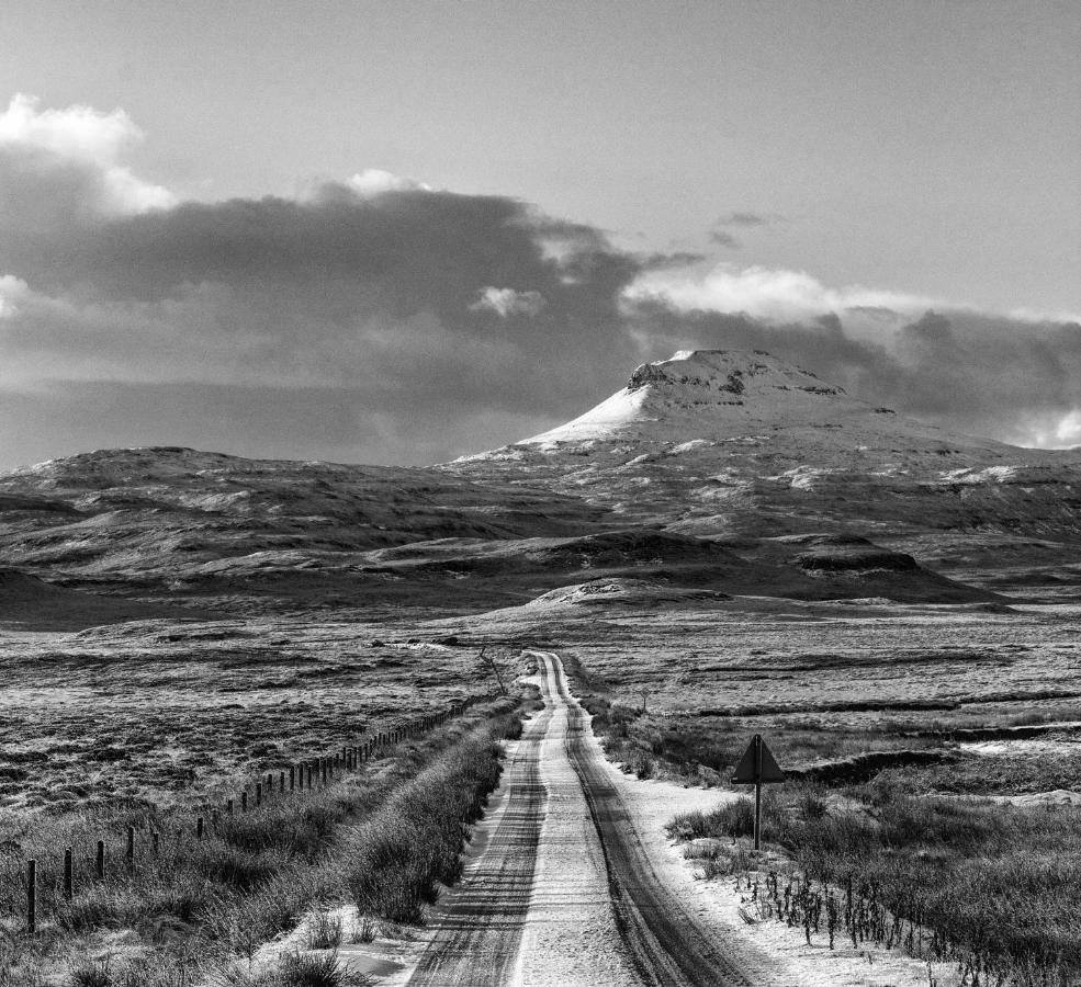 Skye Eco Bells Hotel Dunvegan  Buitenkant foto